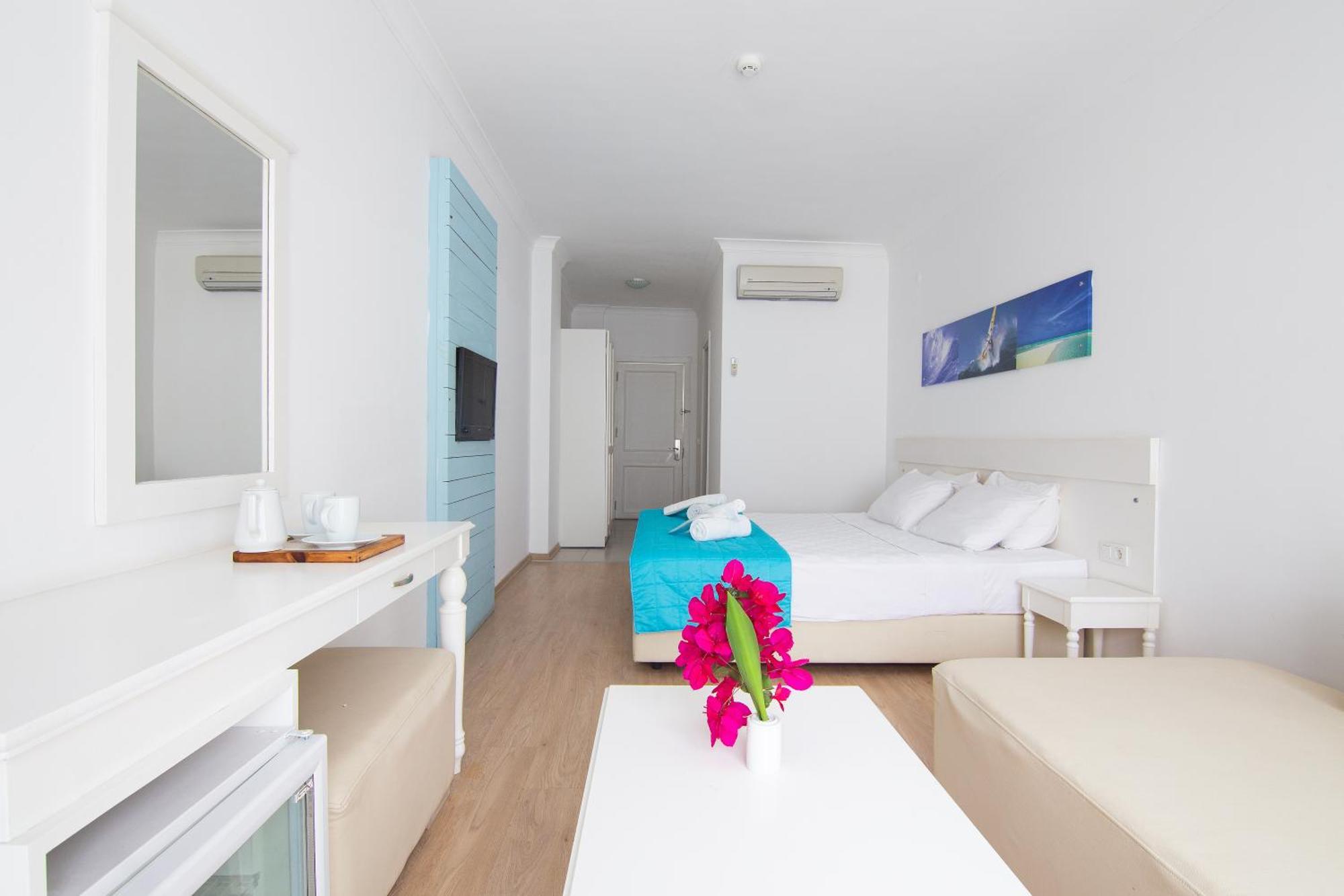 Otel Yeni Cesme Exterior photo